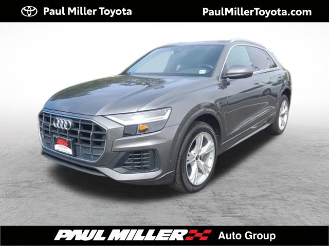 2022 Audi Q8 Premium
