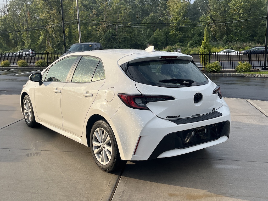 Certified 2023 Toyota Corolla Hatchback SE SE CVT