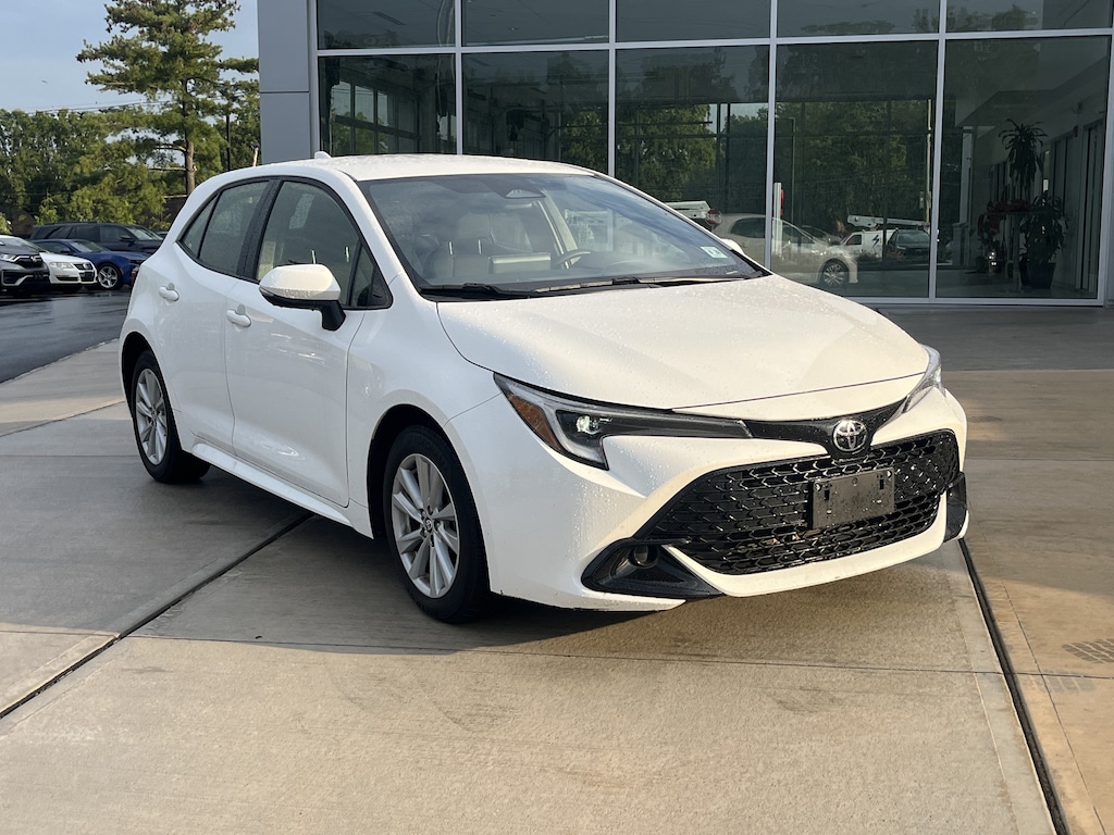 Certified 2023 Toyota Corolla Hatchback SE SE CVT