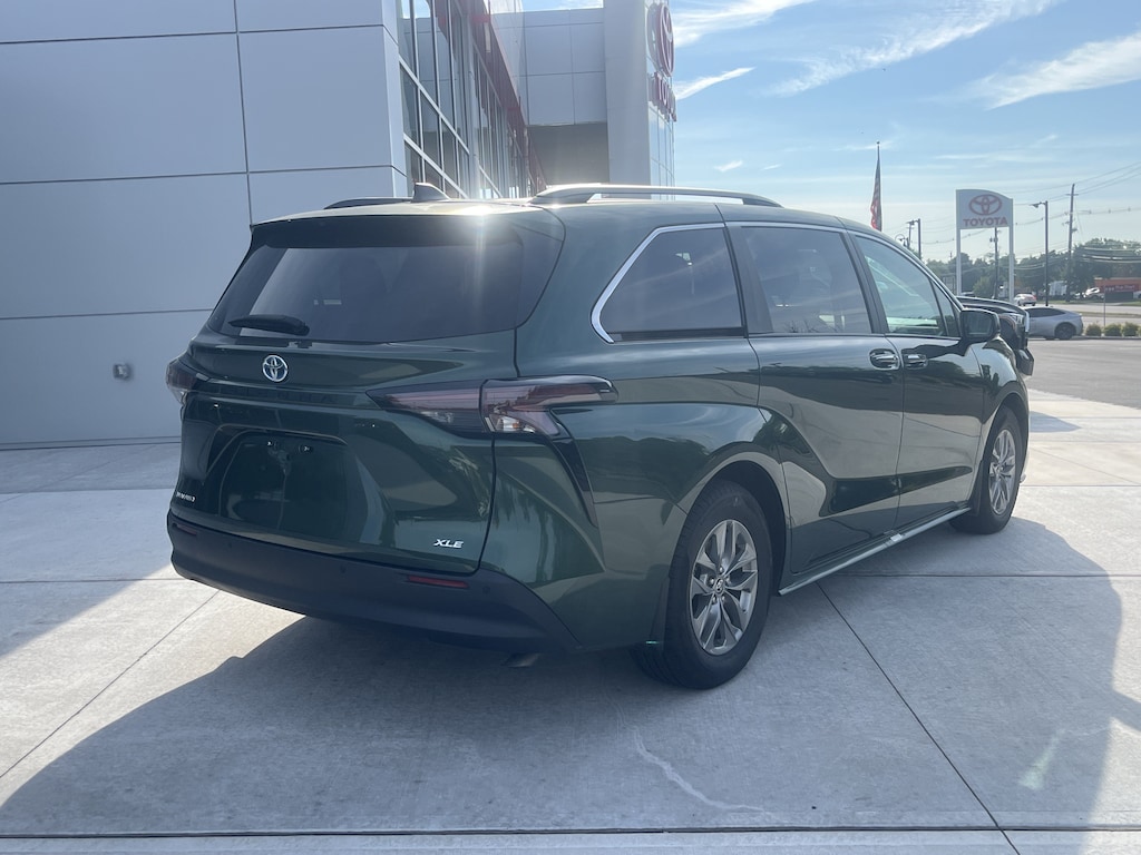 Certified 2025 Toyota Sienna XLE XLE AWD