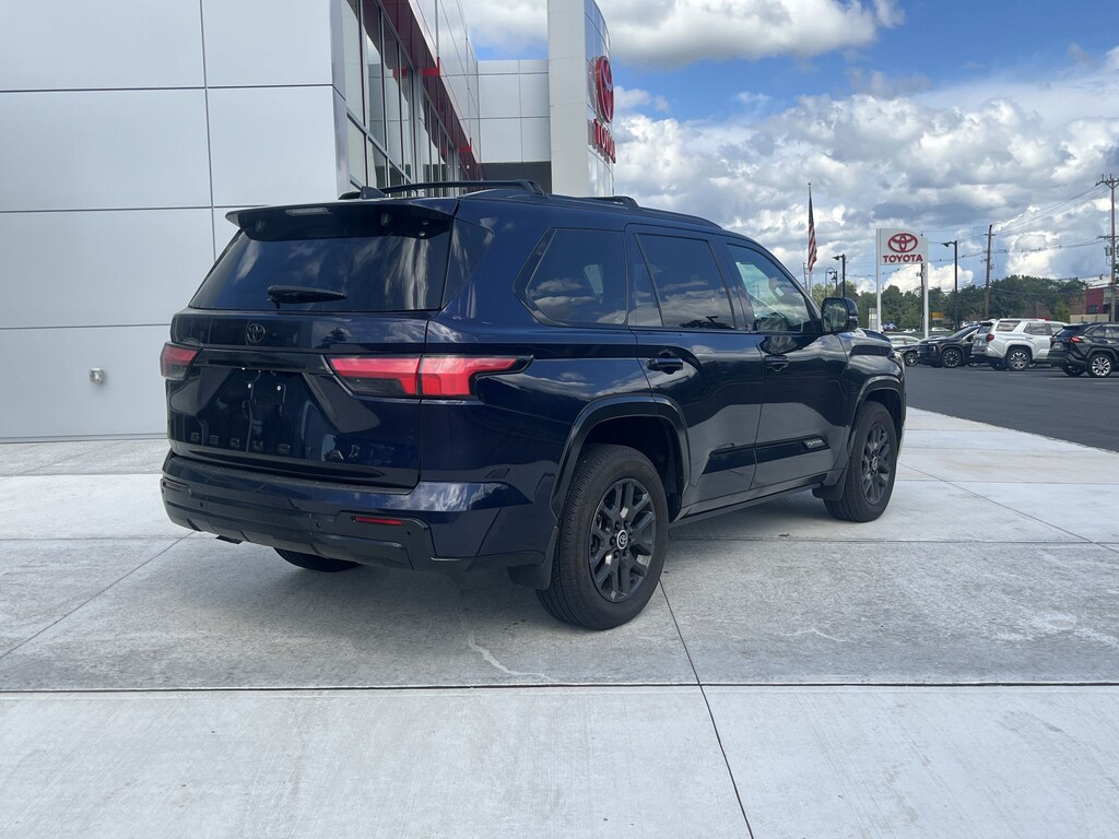 Certified 2024 Toyota Sequoia Platinum Platinum 4WD