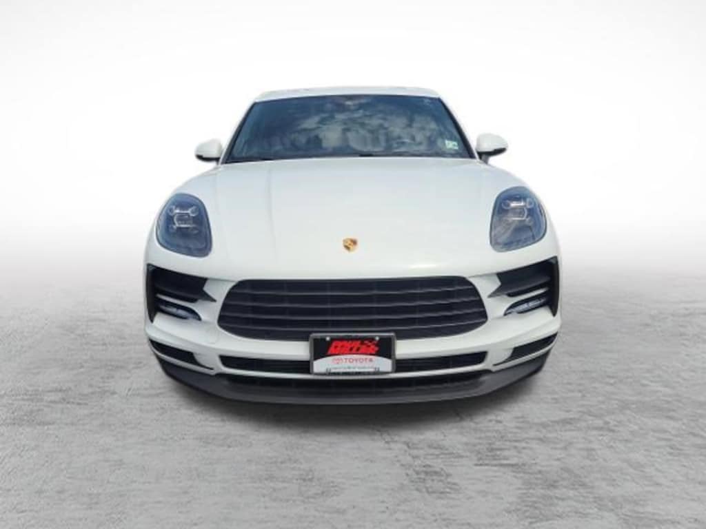 Certified 2021 Porsche Macan AWD