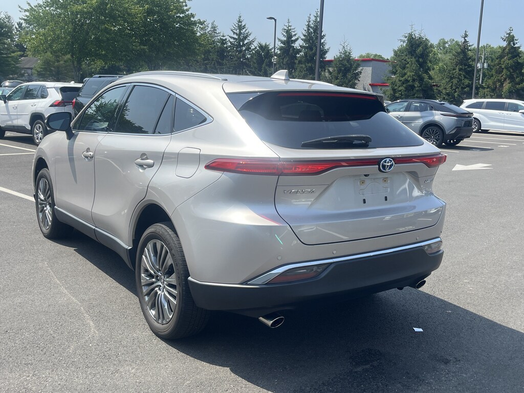 Certified 2023 Toyota Venza Limited LTD