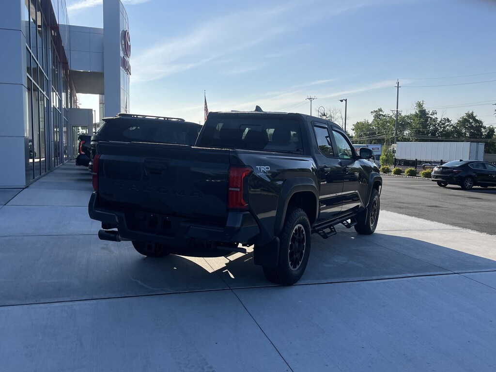 Certified 2026 Toyota Tacoma 4WD TRD Off Road TRD Off Road Double Cab 5 Bed AT