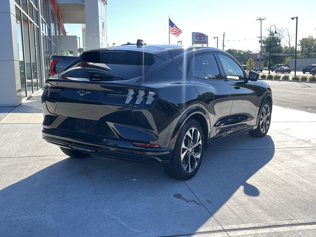 Used 2022 Ford Mustang Mach-E Premium Premium AWD