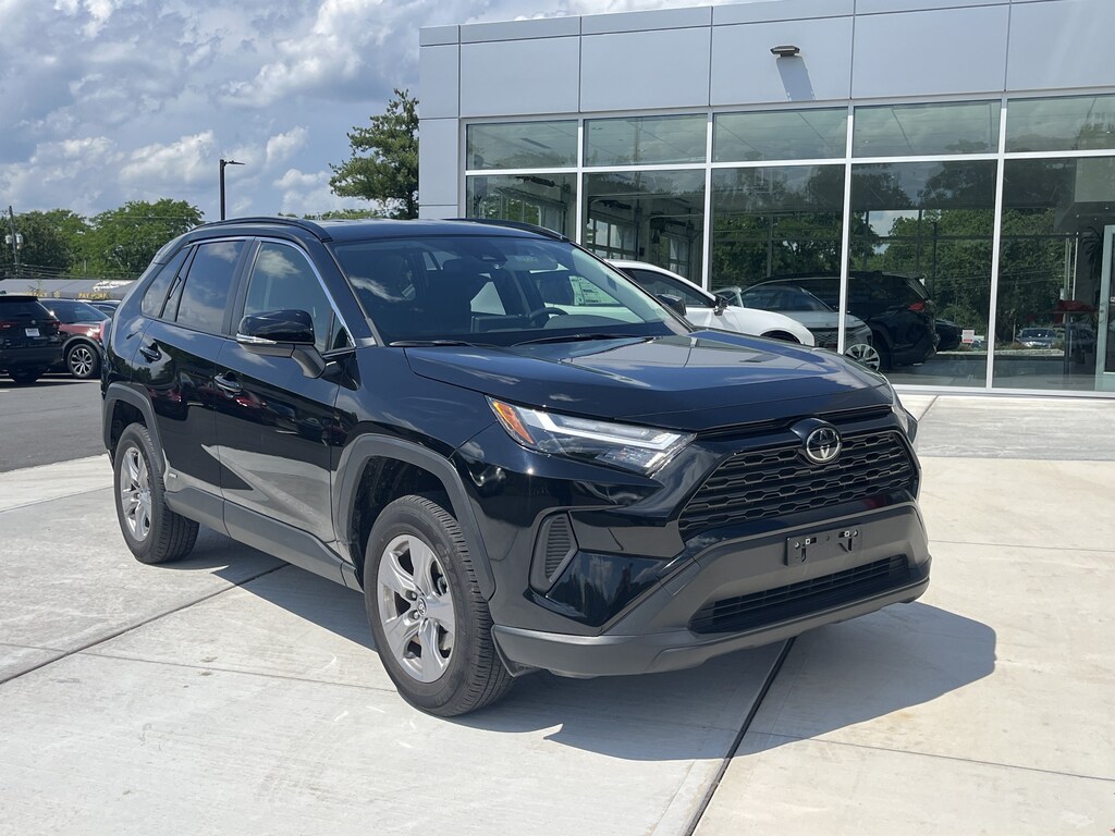 Used 2025 Toyota RAV4 Hybrid XLE XLE HYB