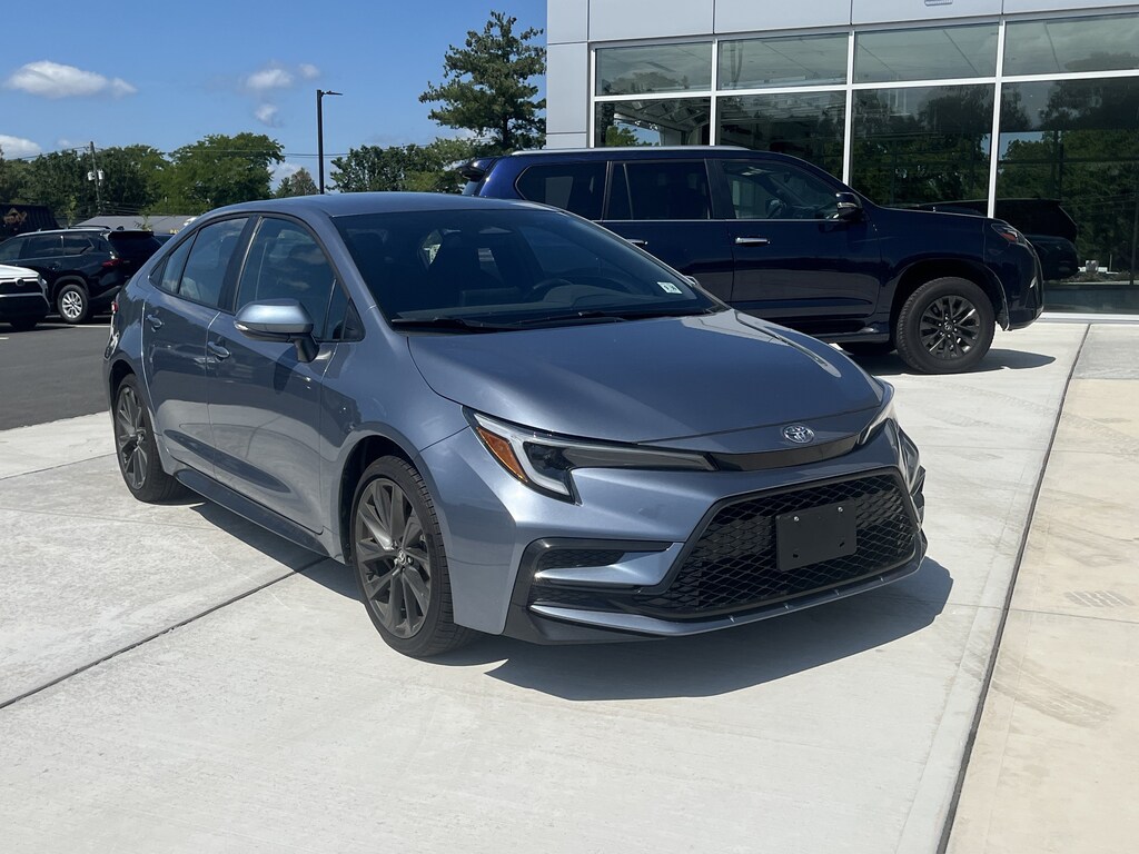 Certified 2025 Toyota Corolla SE SE CVT
