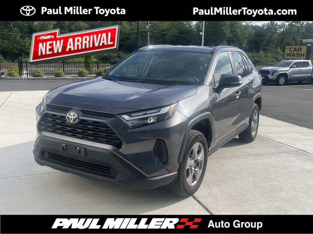 Used 2025 Toyota RAV4 Hybrid XLE XLE