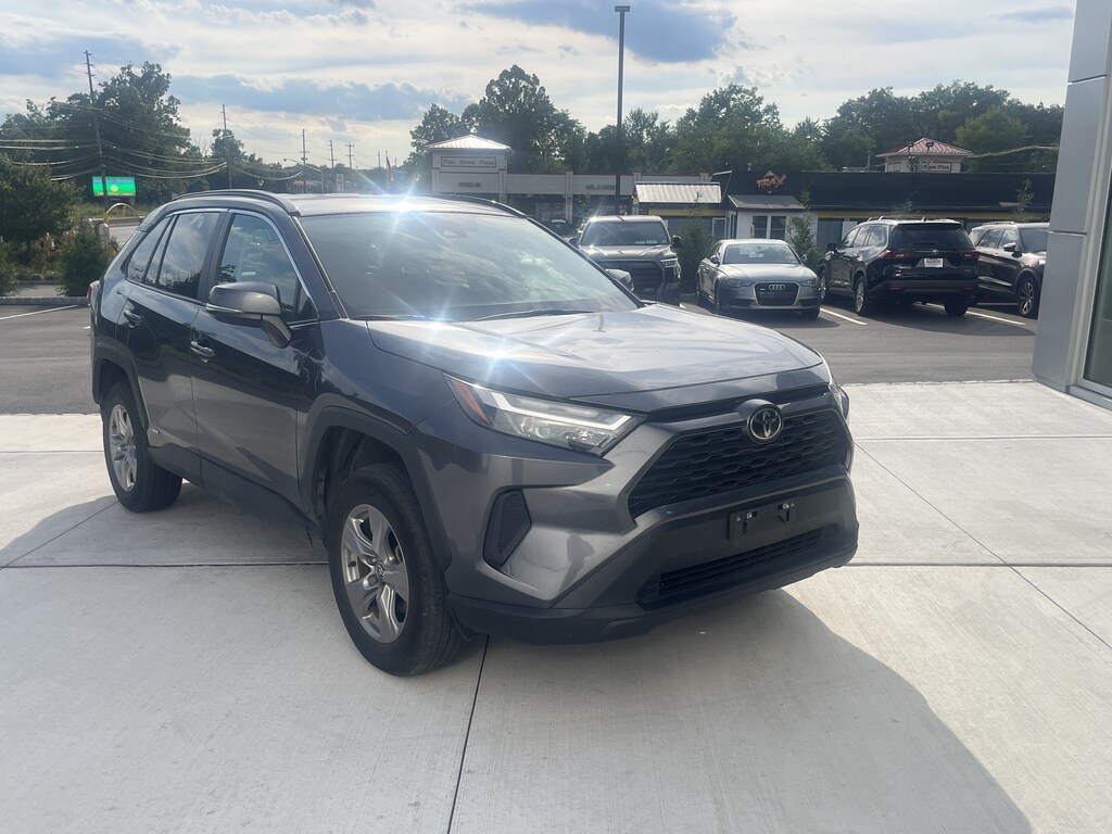 Used 2025 Toyota RAV4 Hybrid XLE XLE