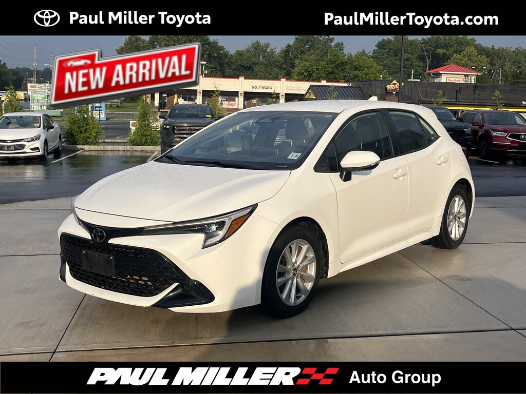 Certified 2023 Toyota Corolla Hatchback SE SE CVT