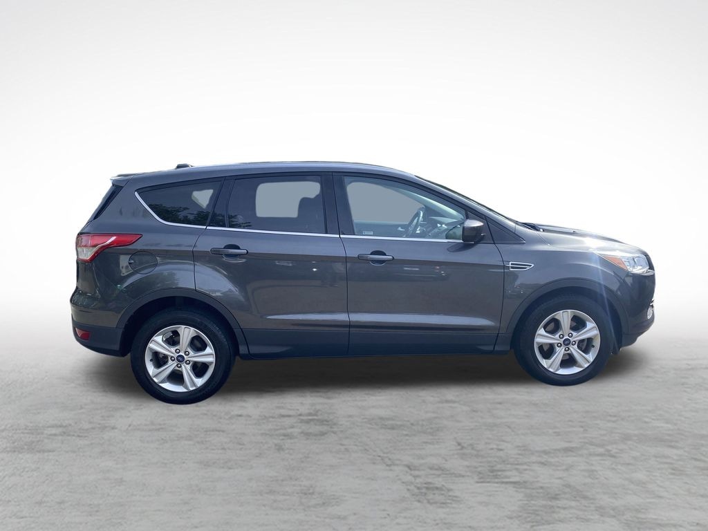 Used 2016 Ford Escape SE SUV