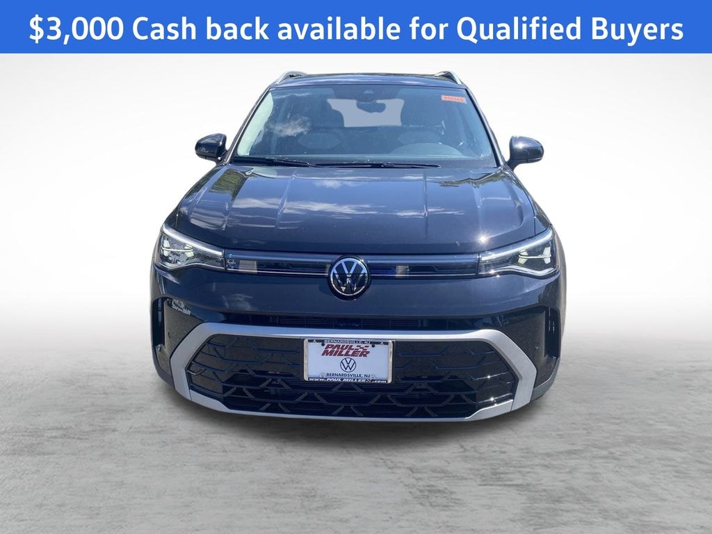 New 2025 Volkswagen Taos 1.5T SEL SUV
