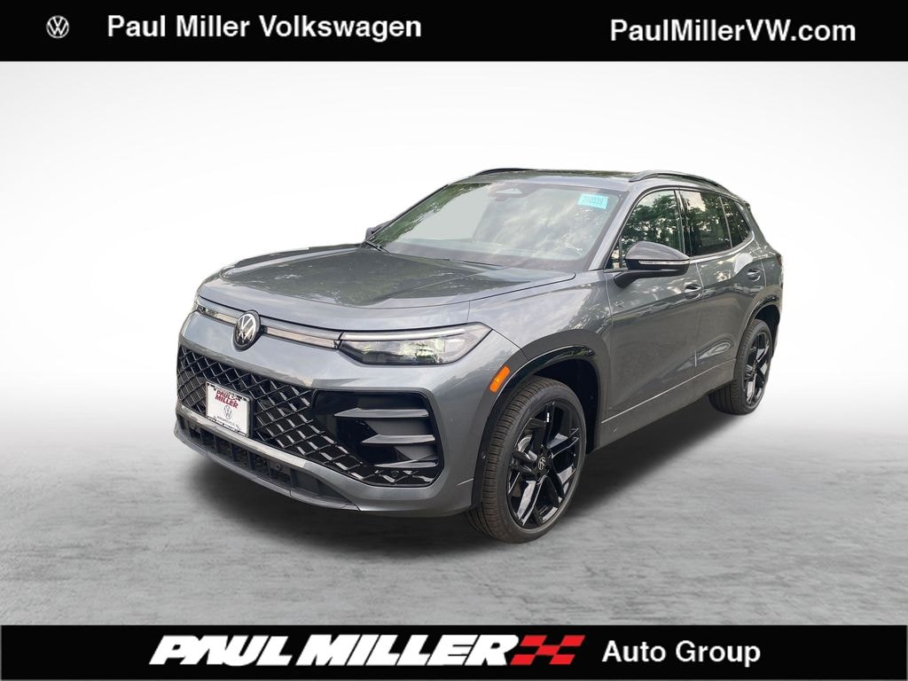 New 2026 Volkswagen Tiguan 2.0T SE R-Line Black SUV