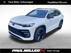 2025 Volkswagen Tiguan 2.0T SE R-Line Black SUV