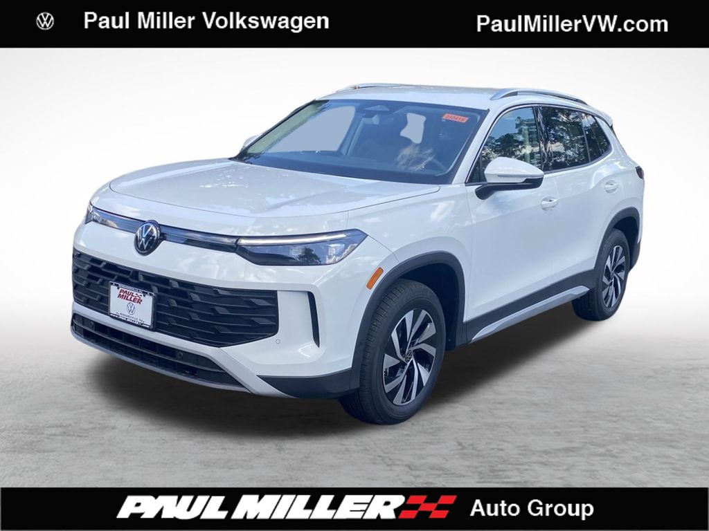 2025 Volkswagen Tiguan S's photo