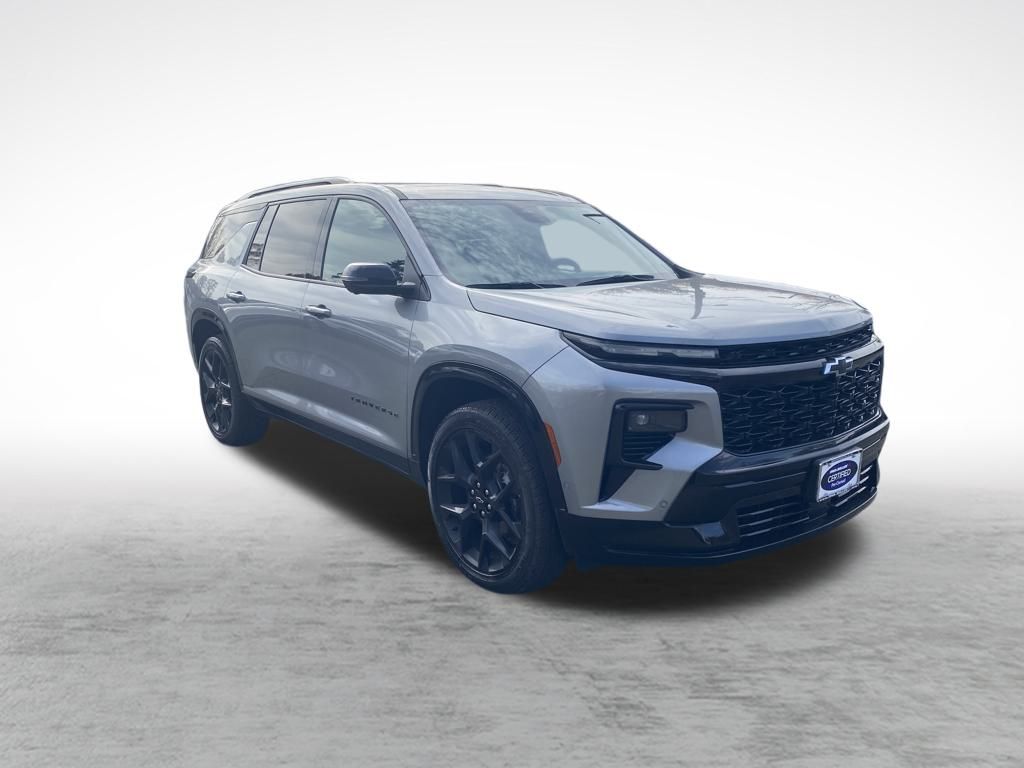 2024 Chevrolet Traverse RS photo 2