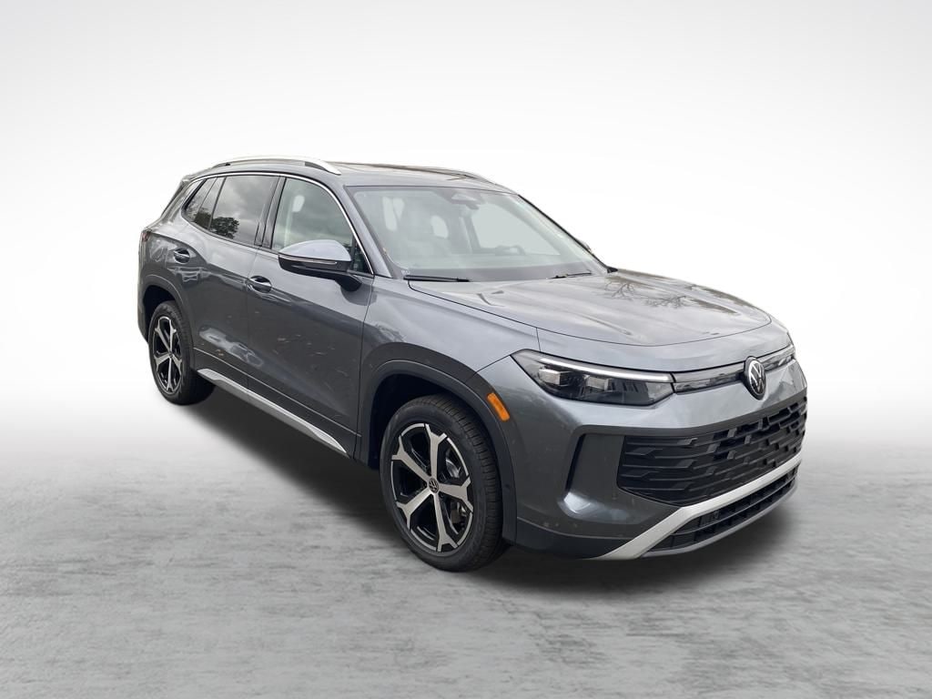 New 2026 Volkswagen Tiguan 2.0T SE SUV