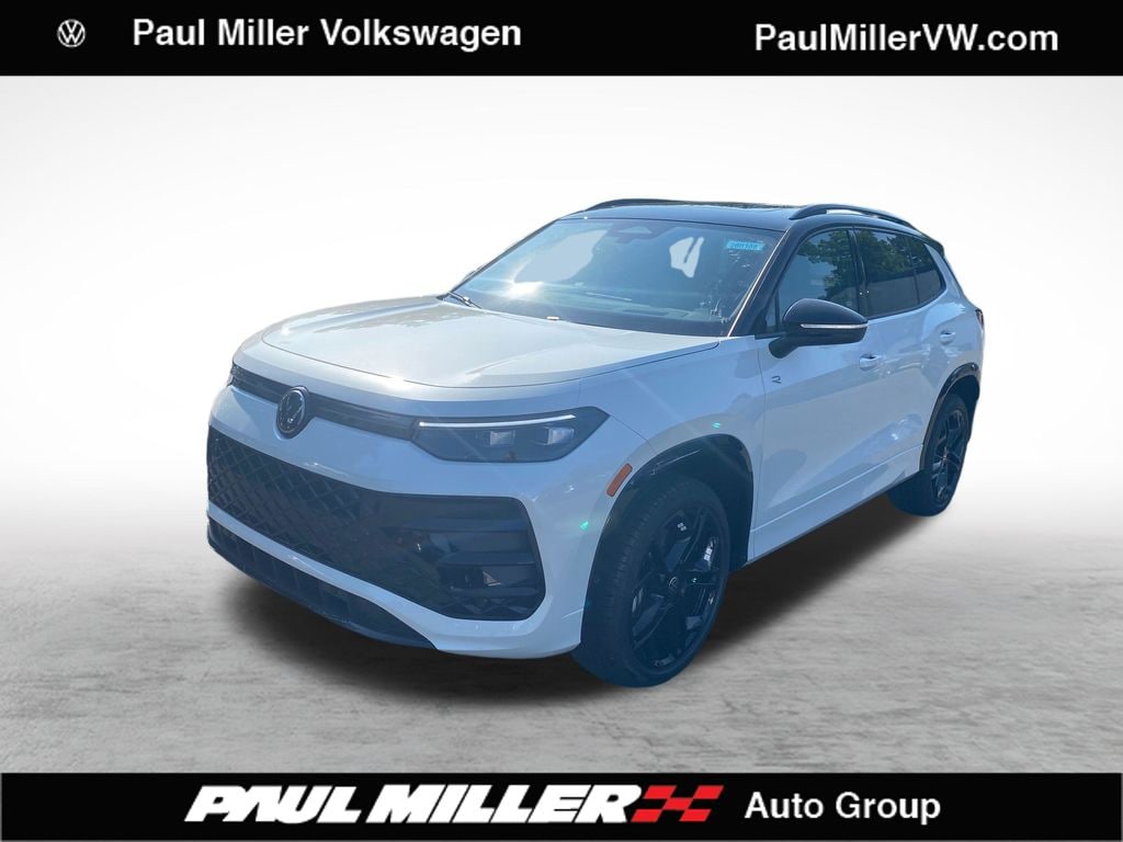 New 2026 Volkswagen Tiguan 2.0T SE R-Line Black SUV