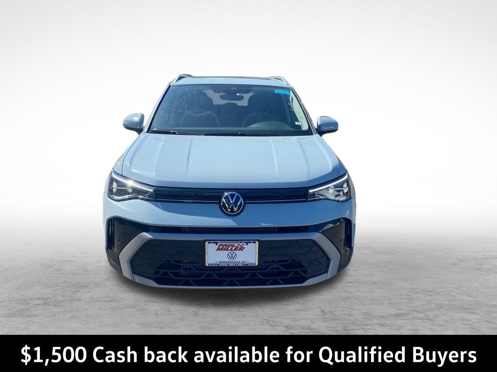 New 2026 Volkswagen Taos 1.5T SE SUV