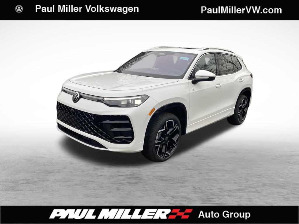 2026 Volkswagen Tiguan SEL R-LINE TURBO's photo