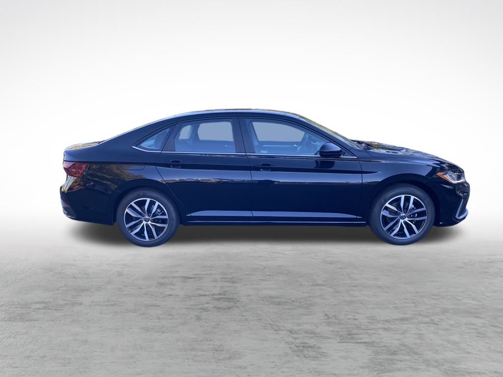 2026 Volkswagen Jetta 1.5T SE photo 4