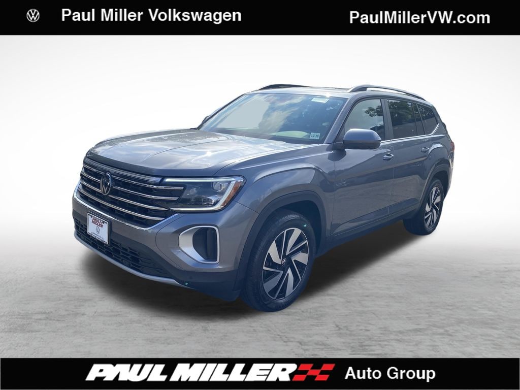 Used 2024 Volkswagen Atlas 2.0T SE w/Technology SUV