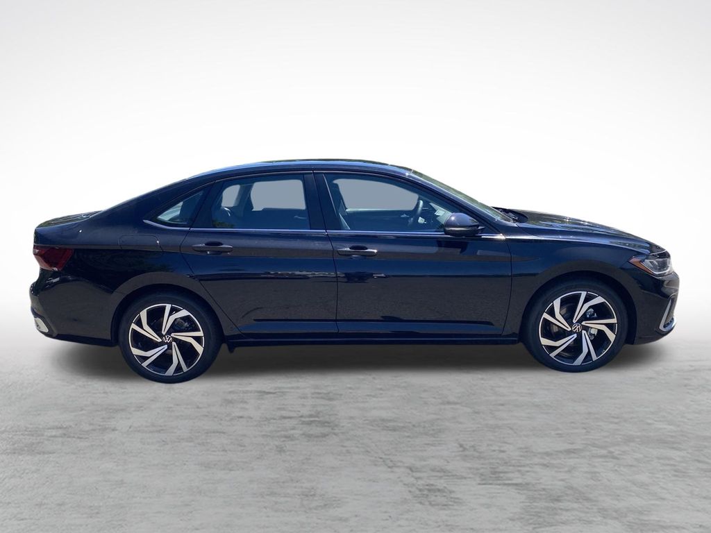 2025 Volkswagen Jetta 1.5T SEL photo 2