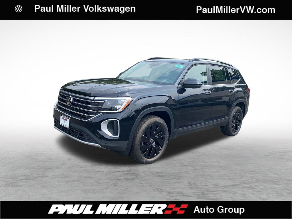 New 2026 Volkswagen Atlas SE w/Technology SUV