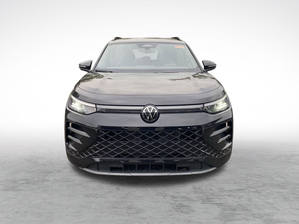 New 2025 Volkswagen Tiguan 2.0T SE R-Line Black SUV