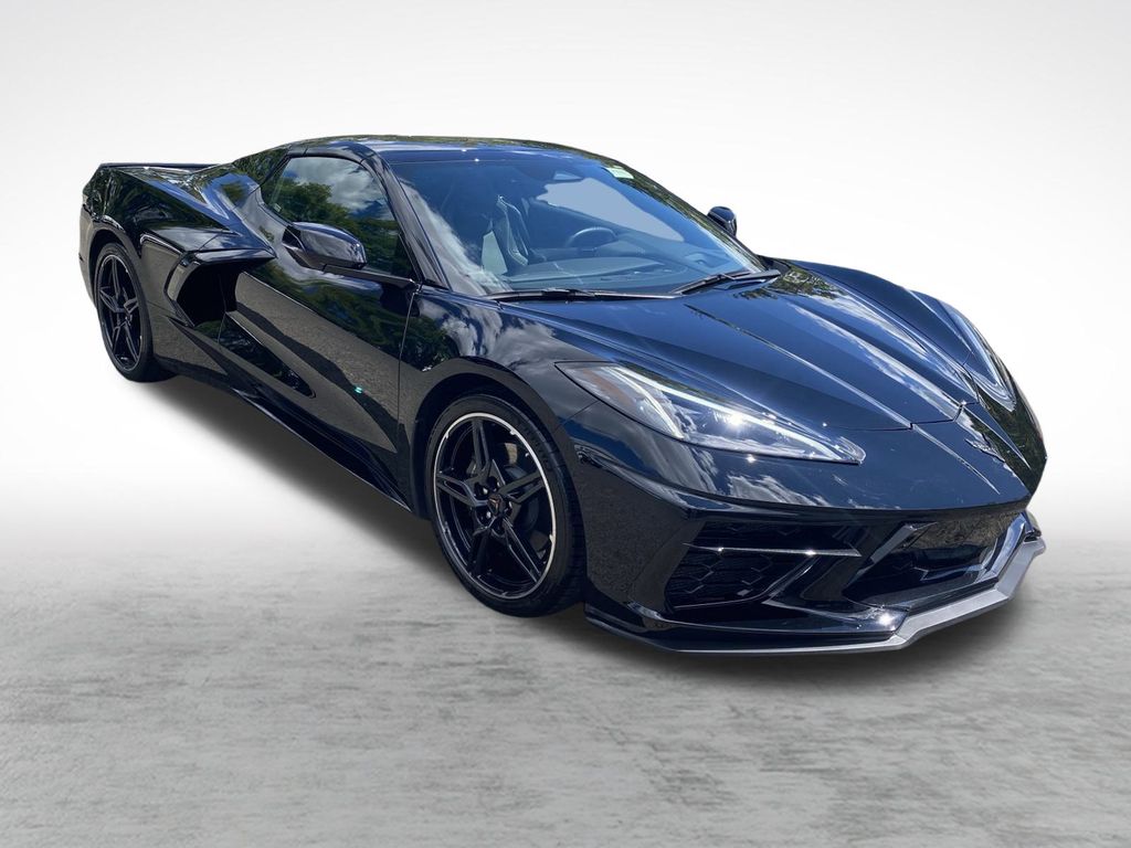 2024 Chevrolet Corvette Stingray 2LT photo 3