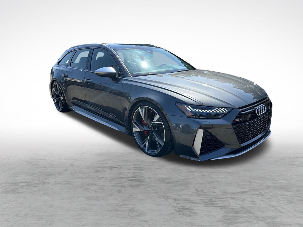2022 Audi RS 6 Avant Base photo 3