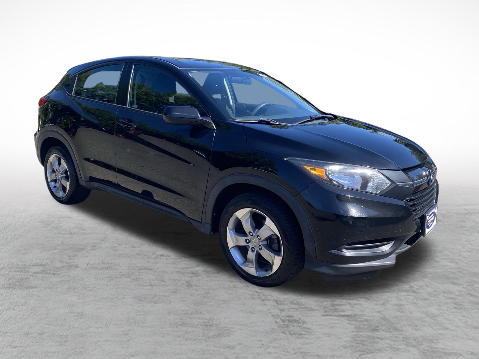 2018 Honda HR-V LX photo 3