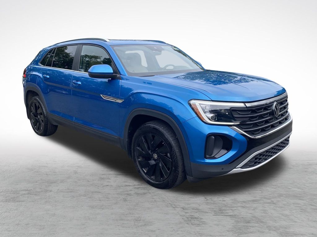 2024 Volkswagen Atlas Cross Sport SE Technology photo 3