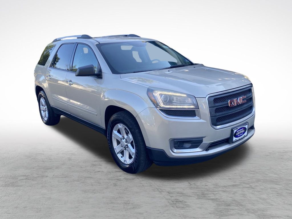 2015 Gmc Acadia SLE photo 3