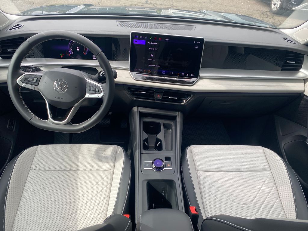 2026 Volkswagen Tiguan SE - Photo 16