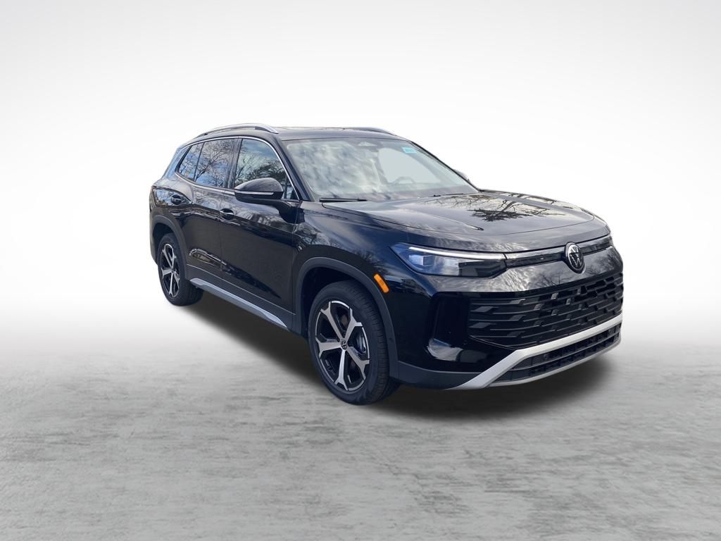 2026 Volkswagen Tiguan SE photo 3