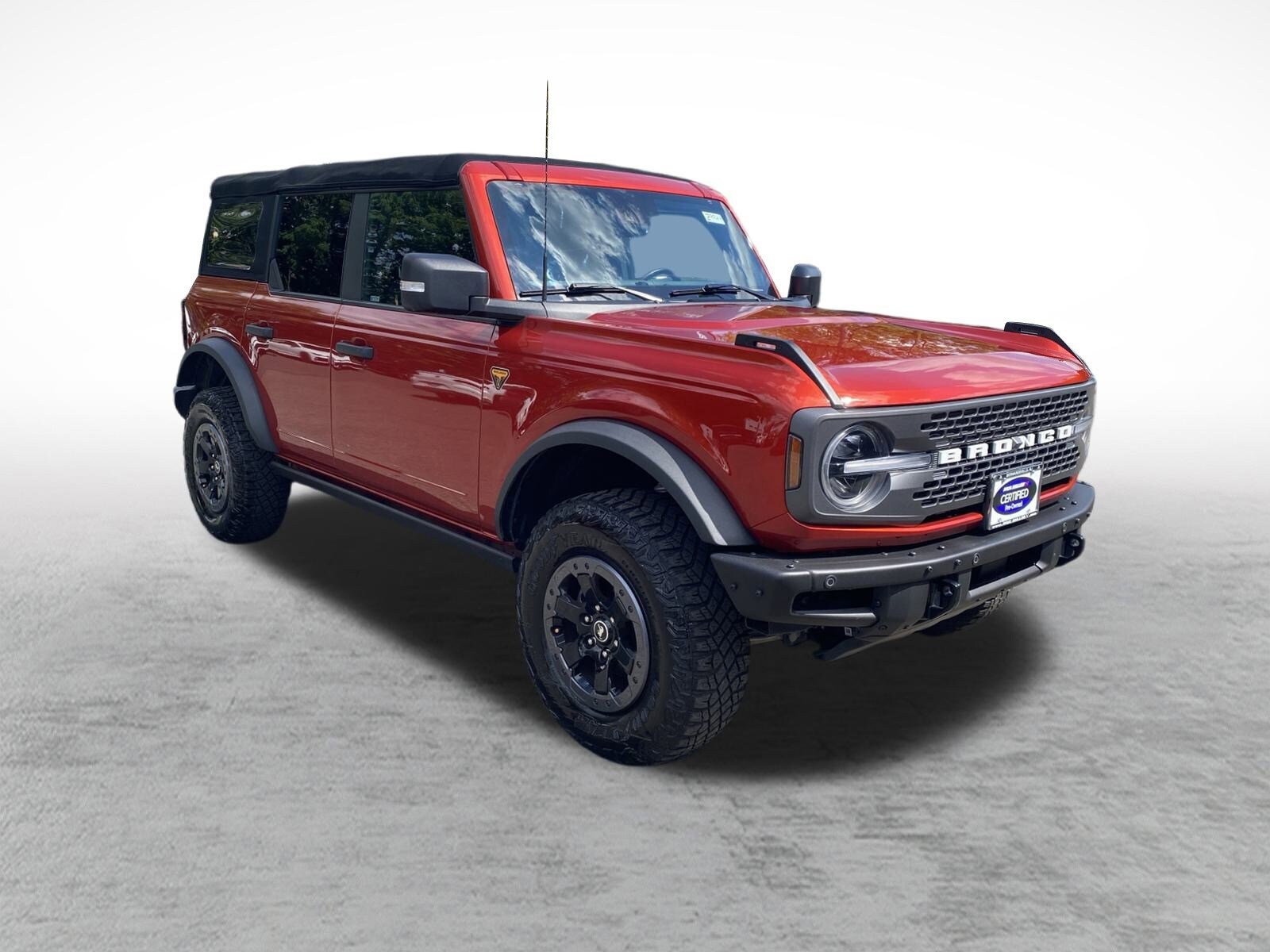 2022 Ford Bronco Badlands photo 3