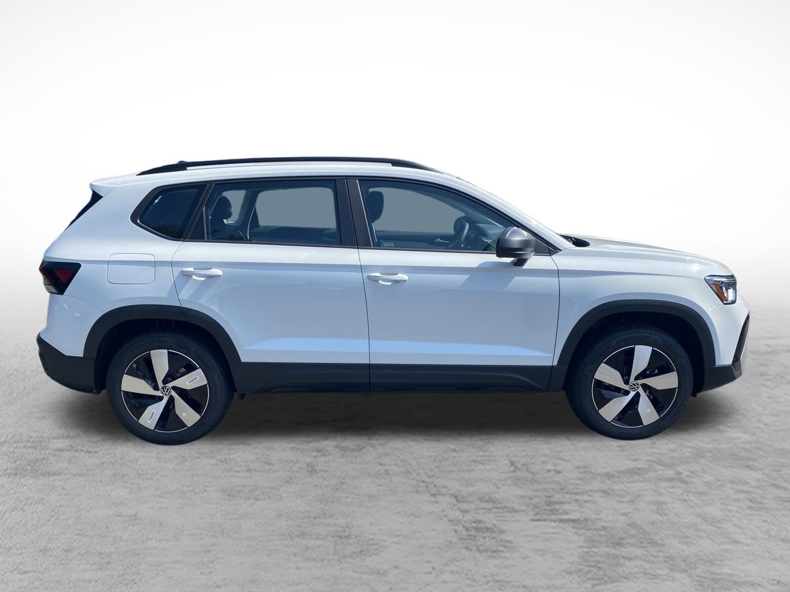 2025 Volkswagen Taos S photo 4