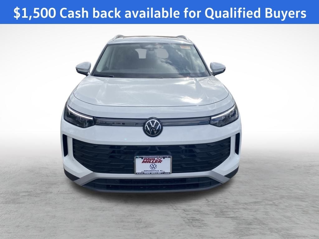 New 2025 Volkswagen Tiguan 2.0T SE SUV