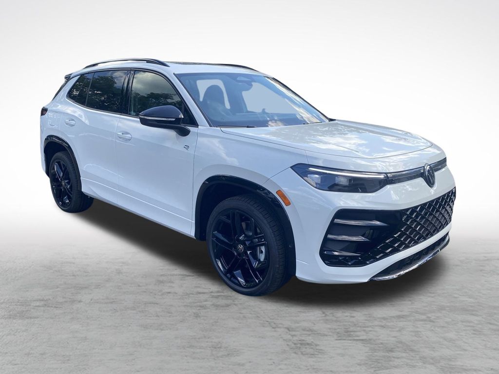 2025 Volkswagen Tiguan SE R-Line Black photo 3