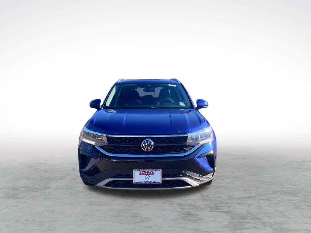 Certified 2022 Volkswagen Taos SE with VIN 3VVPX7B22NM057131 for sale in Bernardsville, NJ
