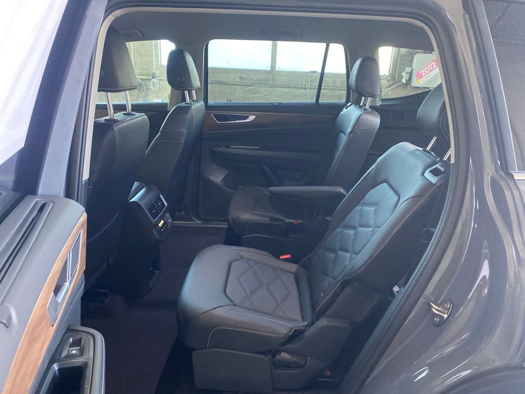 2026 Volkswagen Atlas SE w/Tech - Photo 20