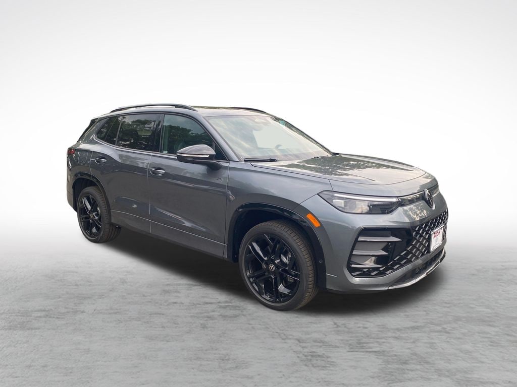 New 2026 Volkswagen Tiguan 2.0T SE R-Line Black SUV