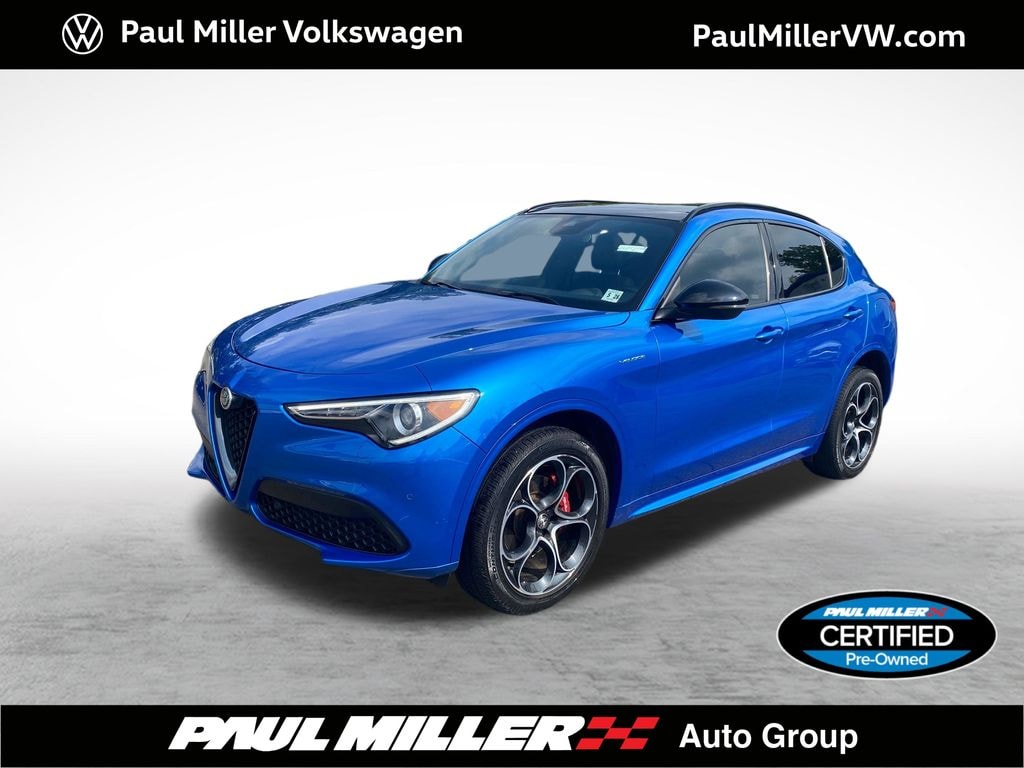 Used 2023 Alfa Romeo Stelvio Ti SUV