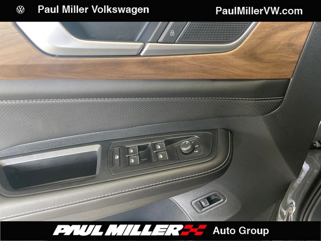 2026 Volkswagen Atlas SE w/Tech's photo