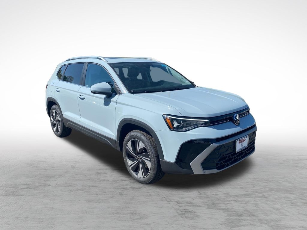 New 2026 Volkswagen Taos 1.5T SE SUV