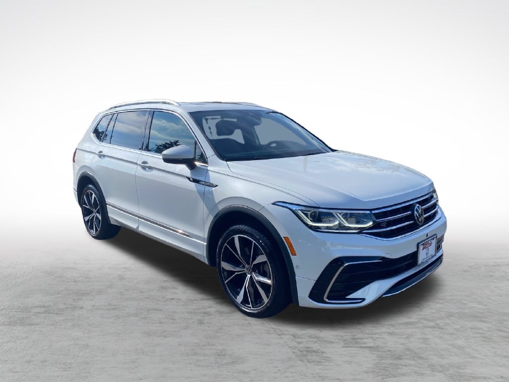 Certified 2024 Volkswagen Tiguan 2.0T SEL R-Line SUV