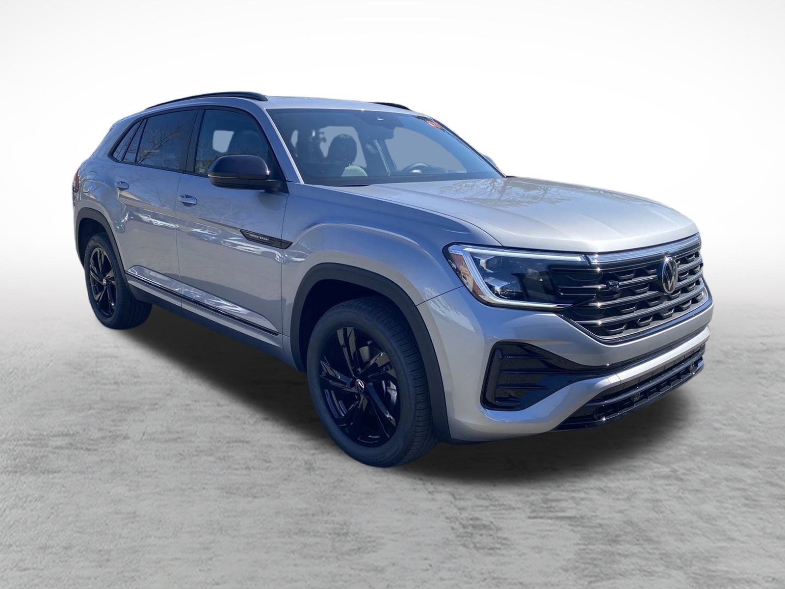 2025 Volkswagen Atlas Cross Sport SEL R-Line photo 3