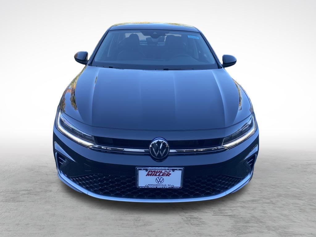 2026 Volkswagen Jetta 1.5T SE photo 2