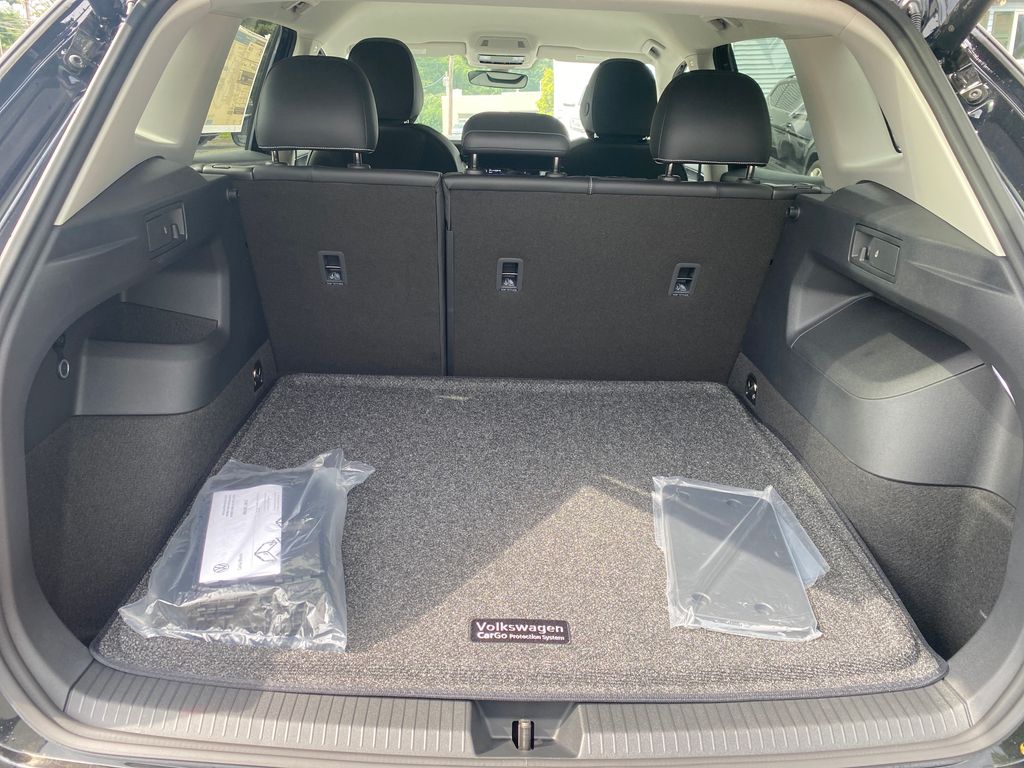2026 Volkswagen Tiguan SE - Photo 25